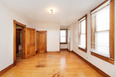 427 W 5th Street - Image# 23